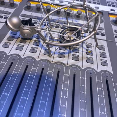 Neumann EA-1 Shockmount for TLM-103 and M-147 2010s - Nickel image 2