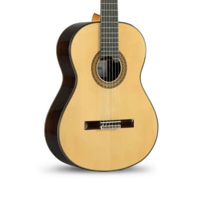 Alhambra 11P - Classic Guitar 4/4 + Gift Best Price! image 1