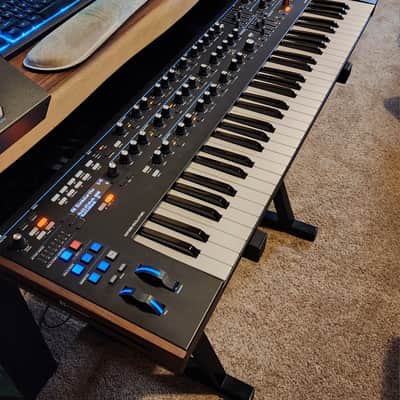 Novation Summit 61-Key 16-Voice Synthesizer 2019 - Present - Black image 2