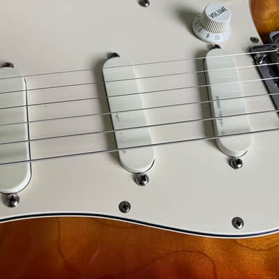 Fender Custom Shop Limited Edition 35th Anniversary Stratocaster 1990 - Sunburst image 6