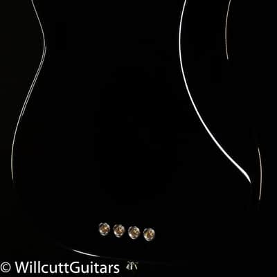 Fender American Professional II Precision Bass Maple Fingerboard Black (679) image 2