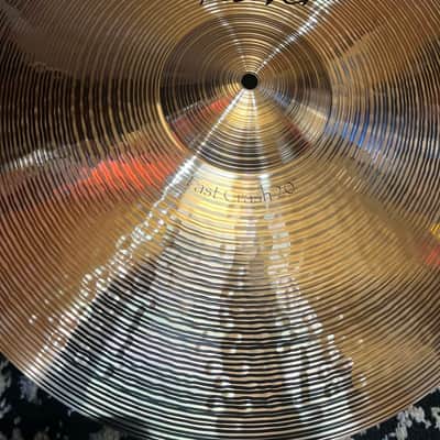 Mint Paiste 20" Signature Fast Crash Cymbal - Traditional image 2
