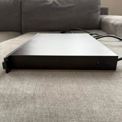 Furman P-1800 AR Prestige Series Voltage Regulator/Power Conditioner image 5