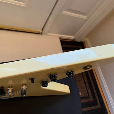Gibson Flying V 1985 Alpine White USA Case_318 image 16