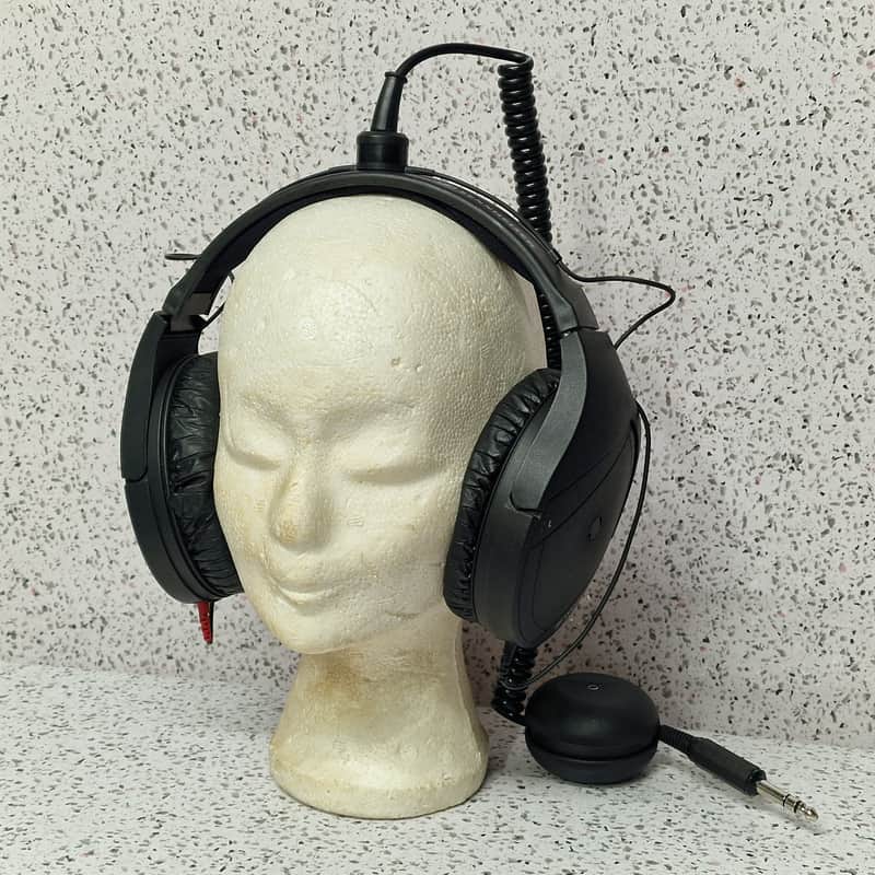 90s Vintage Headphones Sennheiser HD 265 Linear image 1