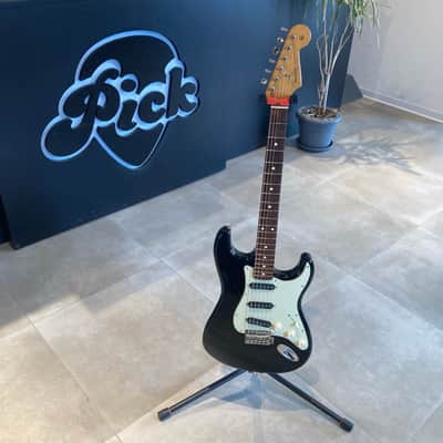 Fender Classic Series '60s Stratocaster with Rosewood Fretboard + Seymour Duncan Quarter Pound 1999 - 2016 - Black image 1