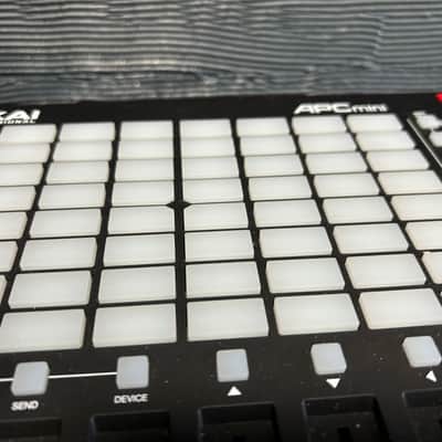Akai APC Mini MKII MIDI Controller 2023 - Present - Black image 3