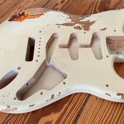 MJT Stratocaster Body, Aged, Reliced, Olympic White Over Three Tone Sunburst image 4
