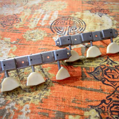 Vintage Valco Guitar Supro National Tuning Machines 3 on a side 1956-1964 - Chrome with Tulip Buttons image 3