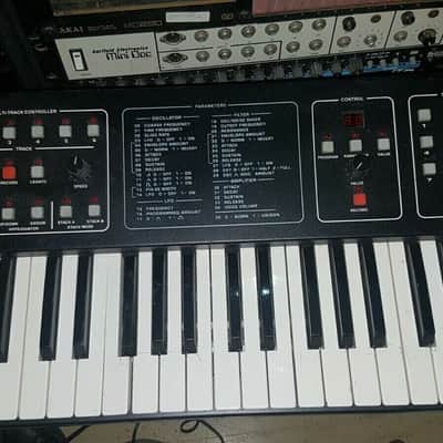 1984 Sequential Circuits Six Trak Synthesizer