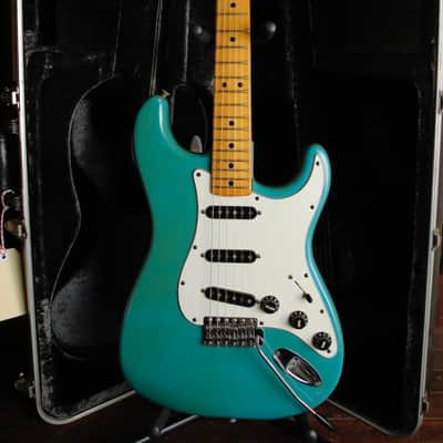 Fender International Series Stratocaster Maui Blue 1981 Vintage Guitar Pre-Owned image 2