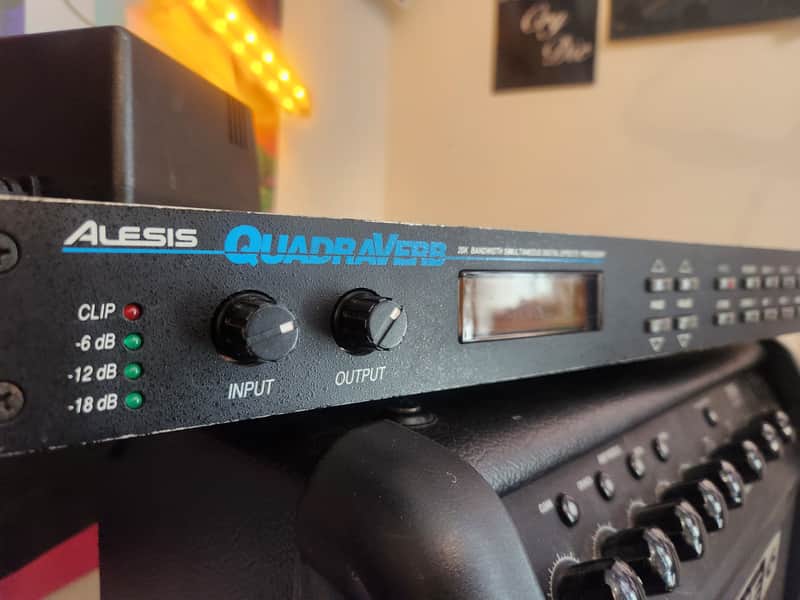 (INCLUDES PSU)Alesis QuadraVerb 20k Bandwidth Simultaneous Digital Effects Processor 1990s - Black image 1