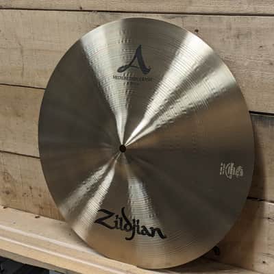 Zildjian 16" A Series Medium Thin Crash Cymbal 2013 - Present - Traditional image 3