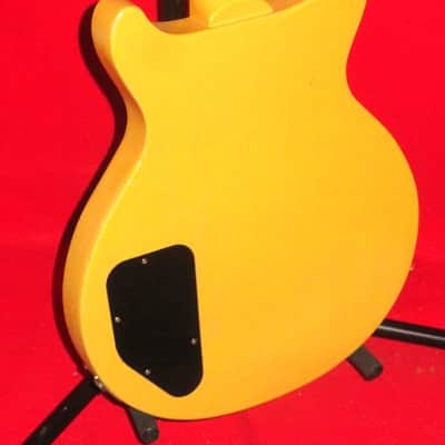 Gibson 2005 TV Yellow Les Paul Double Cutaway Faded Special Guitar w/ Bag image 8