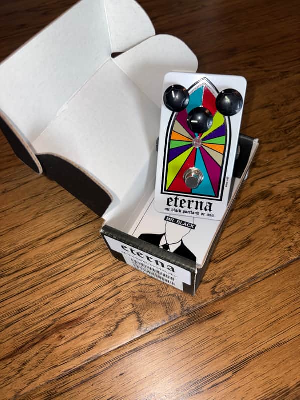 Mr. Black Eterna Limited Edition 2010s - Stained Glass image 1