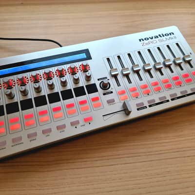 Novation REMOTE Zero SL MK2 MIDI / DAW Controller / Programmer image 1