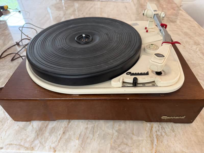 Garrard 4HF(L) Hi-Fi Turntable/Record Player with Wood Plinth 1950s to early 1960s - Original walnut plinth