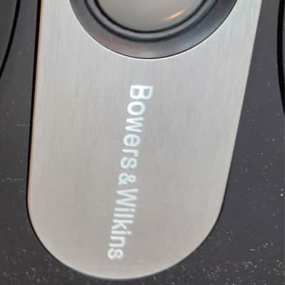 Bowers & Wilkins Bowers & Wilkins HTM62 compact 2-way center channel speaker 2015 - Black image 4
