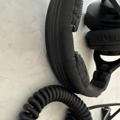 Sennheiser HD 280 Pro Over Ear Headphones 2010s - Black image 8