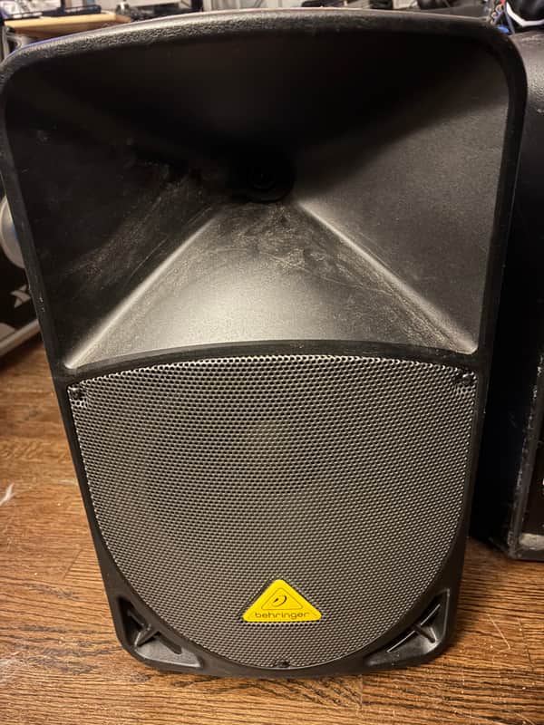 BEHRINGER EUROLIVE B112D image 1