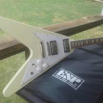 Japan ESP "Edwards E-FV-120D" Vintage White Flying V with Seymour Duncan Custom Shop P/U's! MINT! image 1