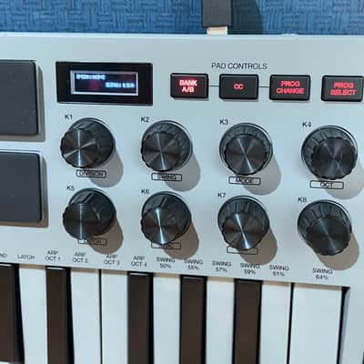 Akai MPK Mini MKIII 25-Key MIDI Controller - Special Edition Grey image 2