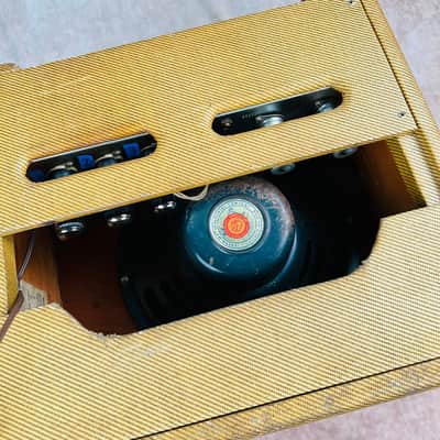1954 Fender Deluxe Amplifier 5D3 Wide Panel - Tweed image 10