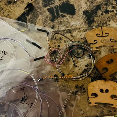 Violin fittings; bridges chin-rest, various brands of strings new and old. Project for luthier, pegs and other fittings. Sold as is. image 8