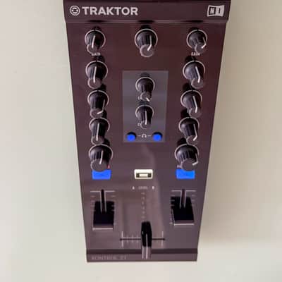 Native Instruments Traktor Kontrol Z1 2010s - Black image 3