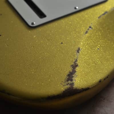 American Standard Fender Stratocaster Custom Relic Gold Sparkle image 8