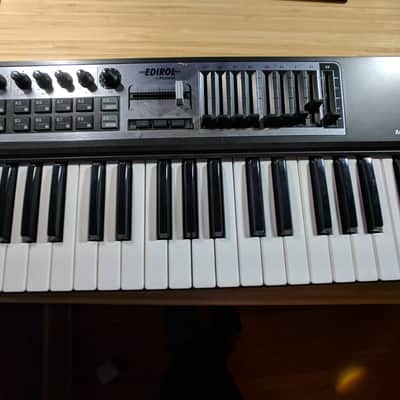 Roland PCR-500 Midi Controller Keyboard (w/ poly aftertouch) image 2