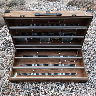 18U 168hp (or less) (2x9U) Eurorack powered case, divisible image 25