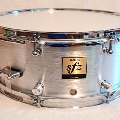 YAMAHA MAPLE MOD SHELL W/ VIDEO CUSTOMIZED SNARE DRUM - BRUSHED ALUMINUM WRAP-FREE SHIP TO C-USA! image 7