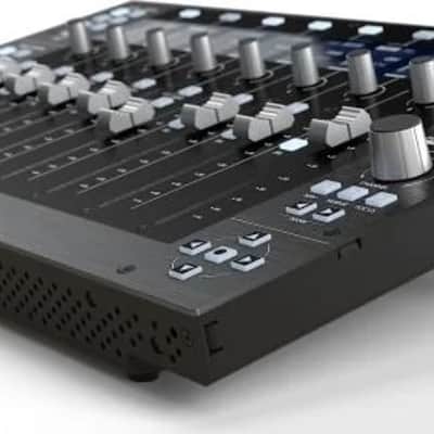 UF8 - Advanced DAW Controller image 2