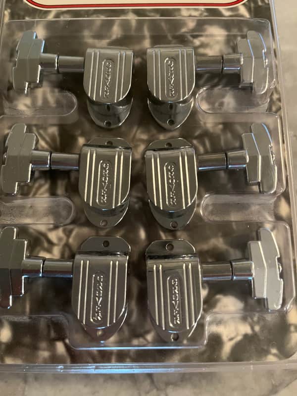 Grover Imperial 3+3 Tuning Machine, Chrome, 7960-010 image 1
