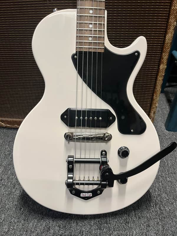 Epiphone Billie Joe Armstrong Signature Les Paul Junior 2021 - 2025 - Classic White image 1