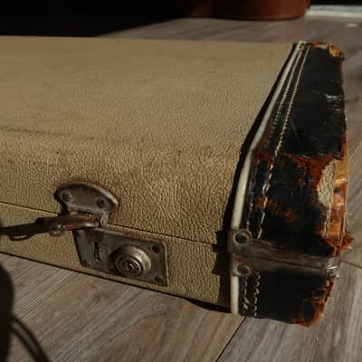 Fender Jazz / Precision 1963 rare cream case image 9