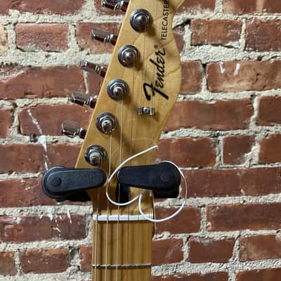 Fender Player Telecaster with Maple Fretboard 2018 - Present - 3-Color Sunburst image 5