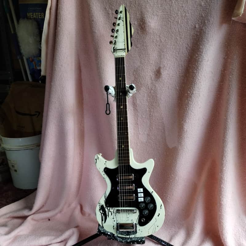 Teisco Victoria Audition 1960s White Splatter image 1