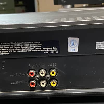 Sony SLV 760 HF VHS Recorder image 2