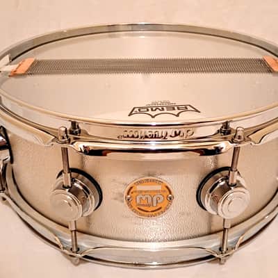 DW COLLECTOR'S ALUMINUM SNARE DRUM 13" 2006 W/ TRUE HOOPS-SHIPS FREE TO CUSA! image 5