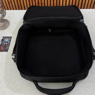 Gator G-MULTIFX-1110 Multi-FX Effects Pedal Bag 11" x 10" w/ Shoulder Strap image 6