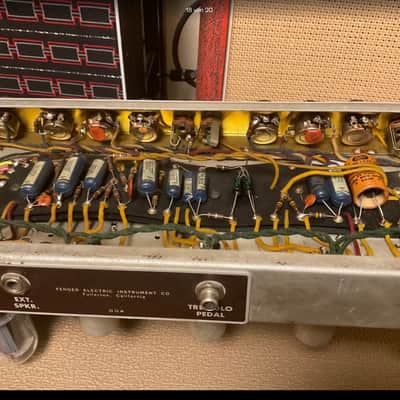 Fender Vibrolux 6G11 Brownface 30-Watt 1x12" Guitar Combo 1961 - 1963 - Brown image 2