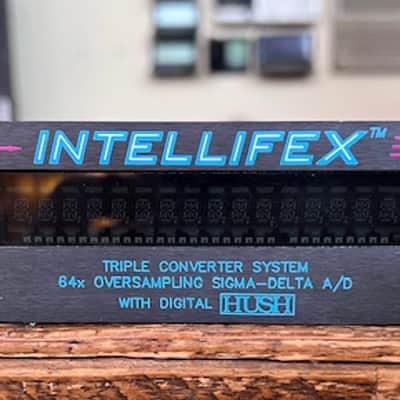Rocktron Intelliflex 24 bit Intelligent Effects Processor image 1