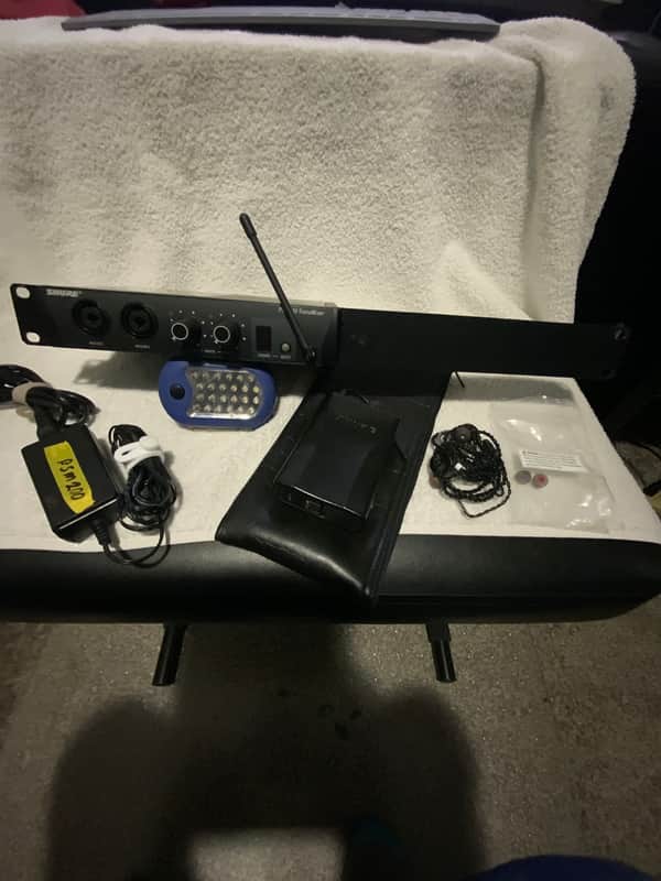 Shure Shure PSM 200 Wireless Personal Monitoring System image 1
