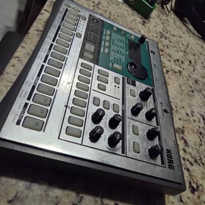 Korg Electribe-S ES-1 Rhythm Production Sampler 2000s - Silver image 4