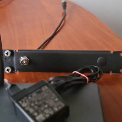 Sennheiser Sennheiser SR300 IEM G2 D (786–822 MHz) + EW300 IEM G2 Bodypack Receiver | Rack Mount | Professional Set image 5