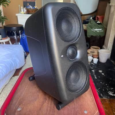 IK Multimedia iLoud MTM 2-Way Active Studio Monitor (Single) 2019 - Present - Black image 3