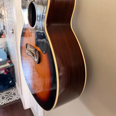 Epiphone J300 2004 - Solid Sitka Spruce, Back and Sides: Rosewood, Neck: Mahogany (Set-Neck construction) Fretboard: Rosewood with Crown inlays image 4
