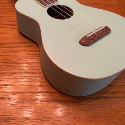 Fender California Coast Series Avalon Tenor Ukulele 2022 - Present - Surf Green image 12